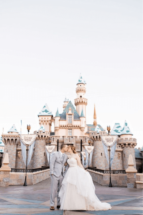 Disneyland là một địa điểm tổ chức hôn lễ đặc biệt - Pinterest